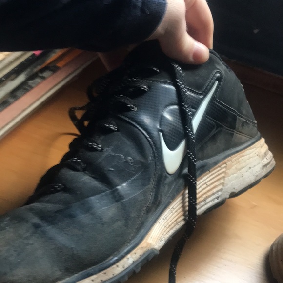 Game Worn Autographed Nestor Cortez Rookie YR Baseball Cleats New York Yankees - Picture 5 of 7